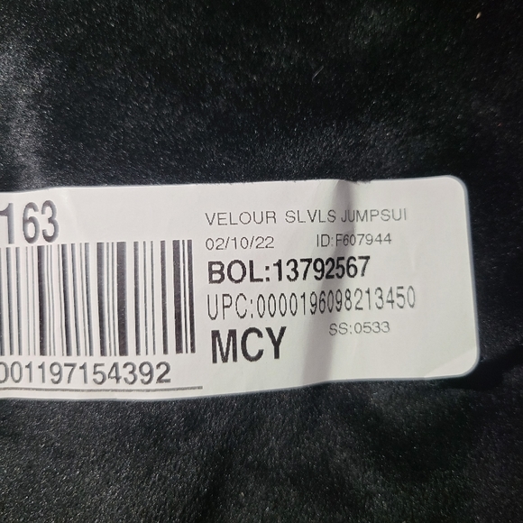 SMALL BLING SLEEVELESS VELOUR JUMPSUIT - Picture 8 of 8